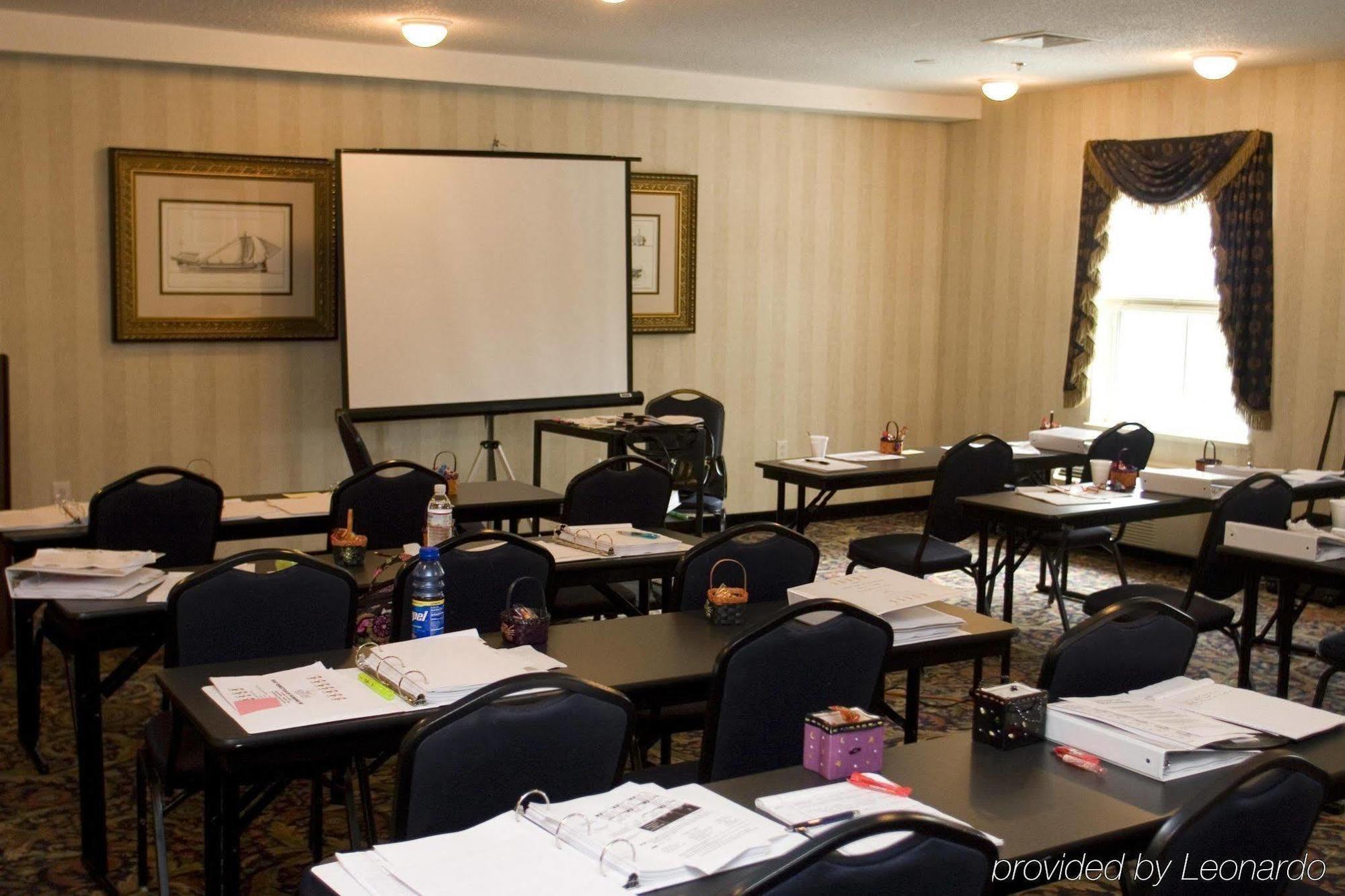 Comfort Inn & Suites Patriots Point Mount Pleasant Facilidades foto