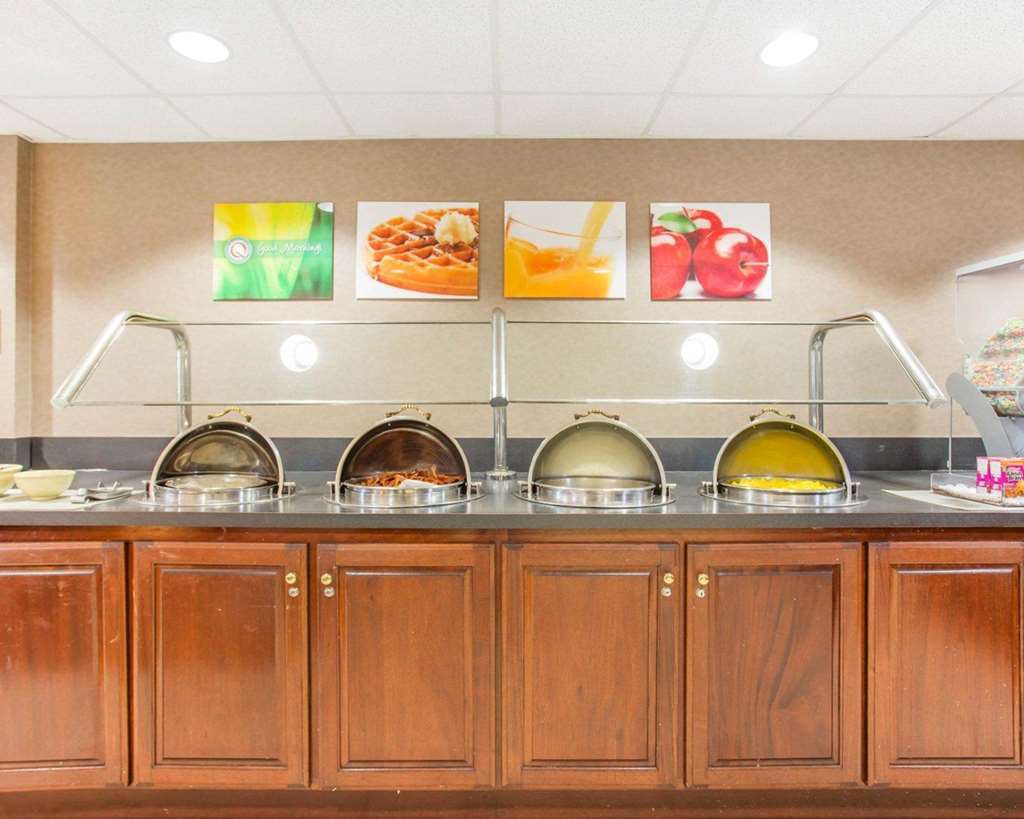 Comfort Inn & Suites Patriots Point Mount Pleasant Restaurante foto